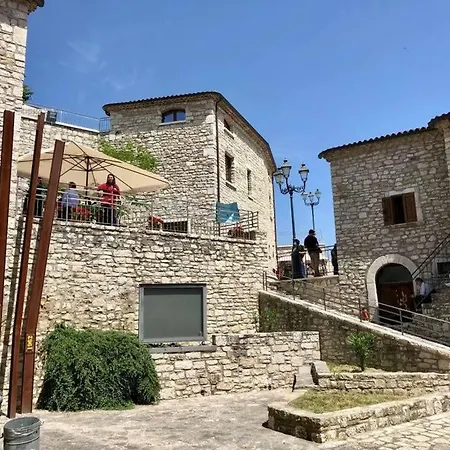 Hotel Diffuso Di *