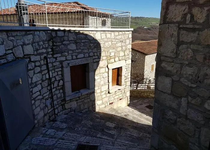 Hotel Diffuso Di Campolattaro